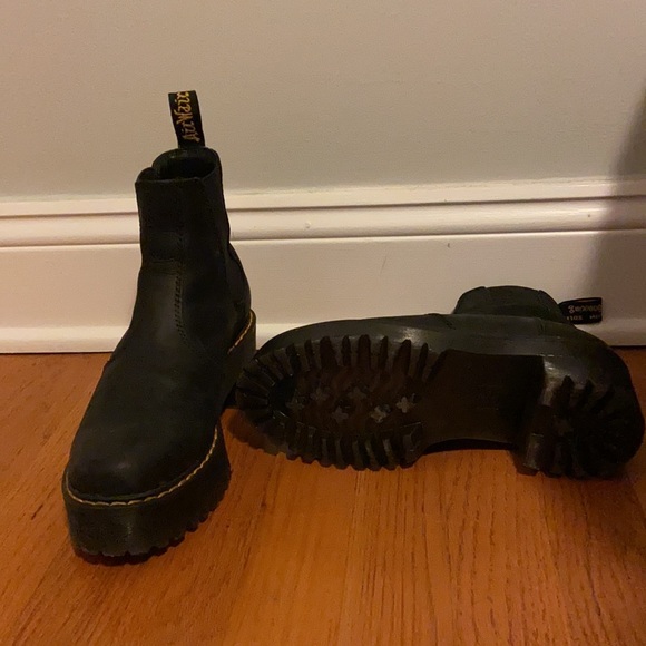 Doc Martens Rometty Chelsea Boots - Picture 12 of 13
